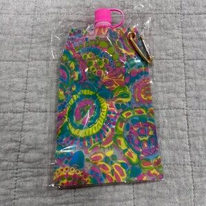 NWT Lilly Pulitzer Water Bottle Multi Come Out of Your Shell